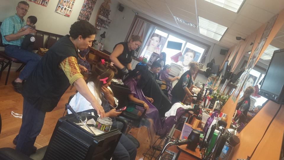 Yolanda Hair Salon equipo